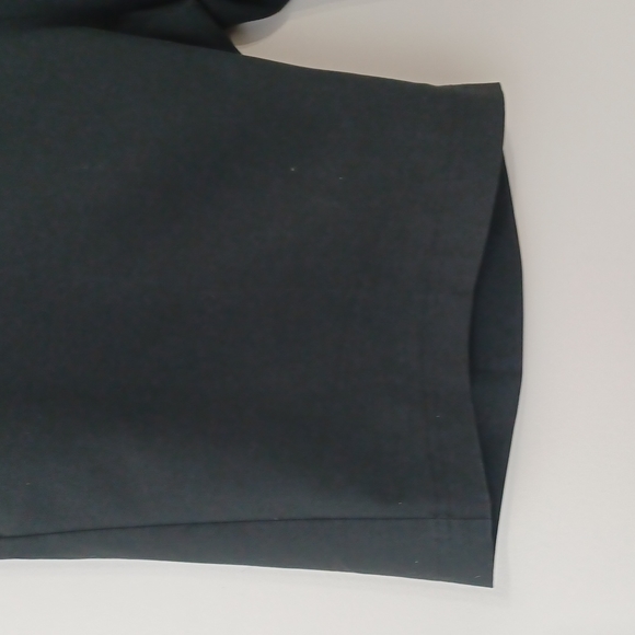 ✨3/$25✨AUR Womens Black Shorts - 12 - Picture 6 of 8